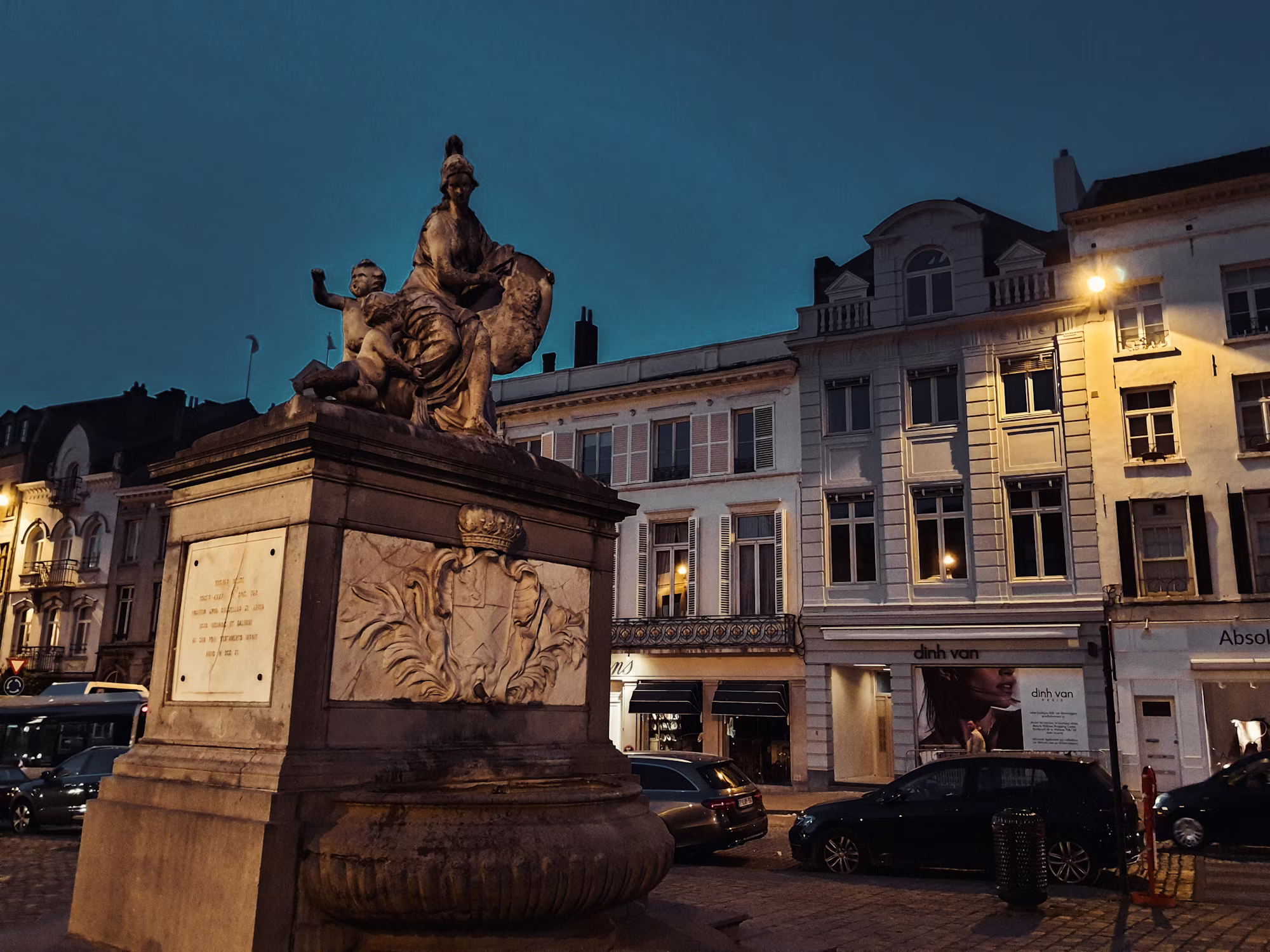 Kulturní památky: Cesta dědictvím a historií hrady a zámky